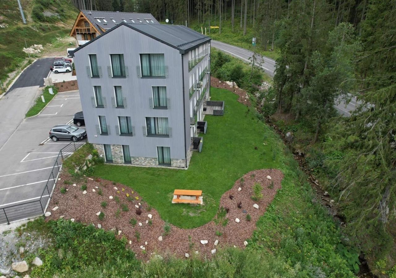 Apartmany Palenica & Ostredok - Galeria Apartments Jasna Lucky Demanovska Dolina Exterior photo